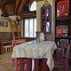 Illustration for article titled Awesome Grandparents Created Ridiculously Awesome Tree House Mansion for Their Grandkids
